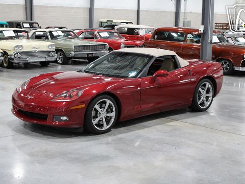 Used 2008 Chevrolet Corvette Convertible w/ Preferred Equipment Group RWD image 36