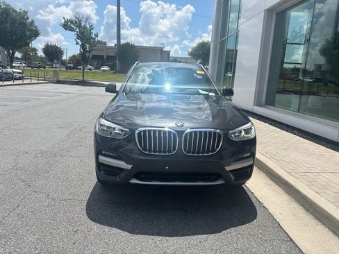 Used 2021 BMW X3 xDrive30e w/ Executive Package AWD/4WD image 3