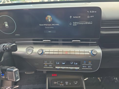 Certified 2024 Hyundai Kona Limited FWD image 20