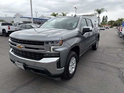 Used 2021 Chevrolet Silverado 1500 LT AWD/4WD image 4