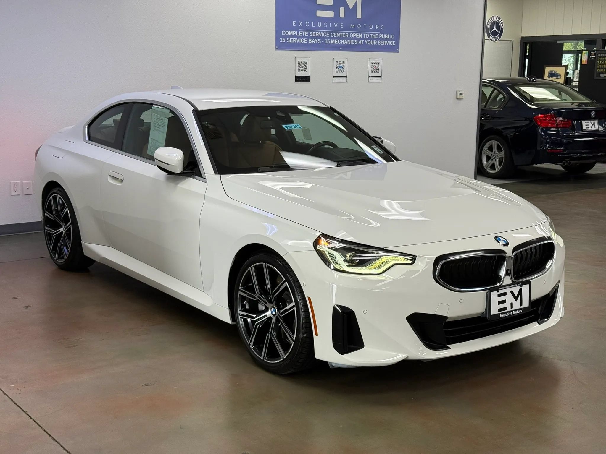 Used 2022 BMW 230i Coupe w/ Premium Package RWD image 2