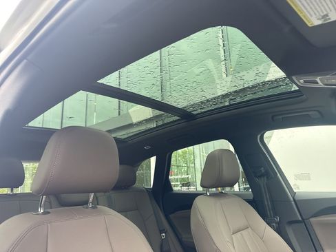 Certified 2025 Audi Q5 Premium w/ Premium Plus AWD/4WD image 10