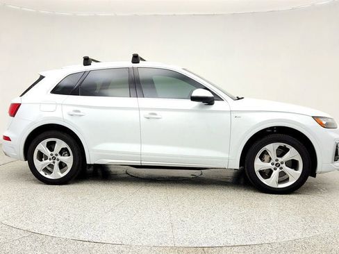 Used 2023 Audi Q5 2.0T Premium Plus w/ Premium Plus Package AWD/4WD image 4