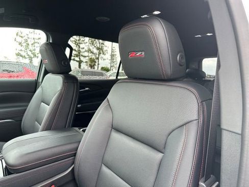 New 2026 Chevrolet Traverse Z71 w/ Enhanced Driving Package AWD/4WD image 13