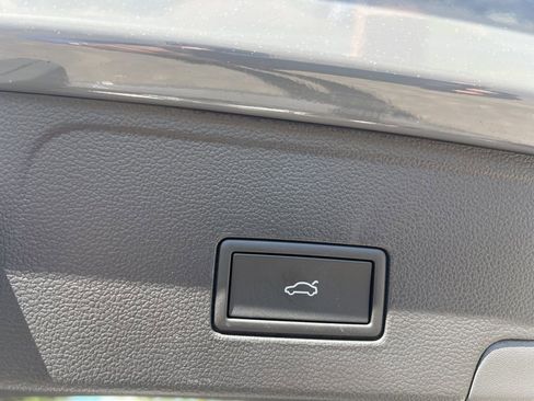 New 2026 Volkswagen Atlas Cross Sport SEL Premium R-Line image 11