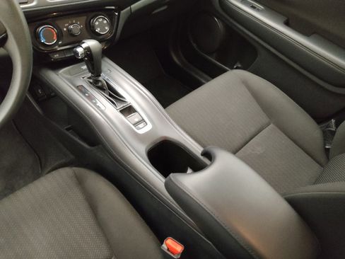 Used 2016 Honda HR-V LX image 26