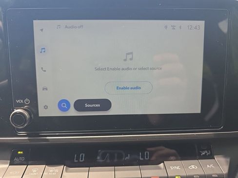 Used 2026 Toyota Camry SE image 28