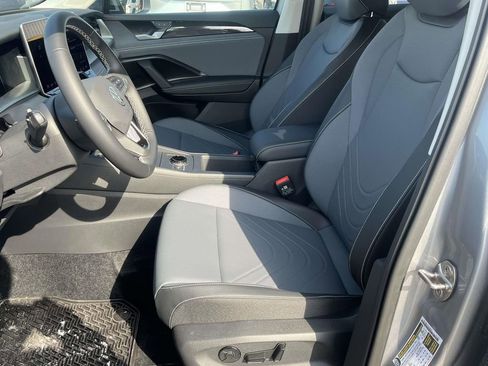 New 2026 Volkswagen Tiguan SE AWD/4WD image 12