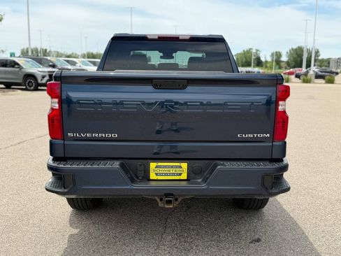Used 2023 Chevrolet Silverado 1500 Custom AWD/4WD image 7