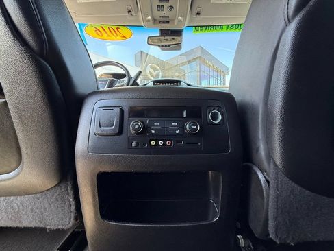 Used 2016 GMC Yukon SLT w/ Open Road Package RWD image 40