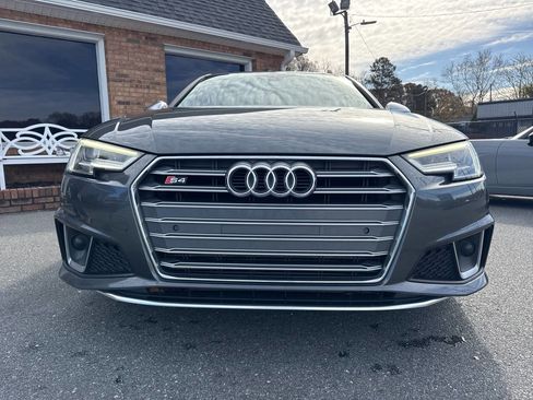 Used 2019 Audi S4 Premium Plus w/ Premium Plus Package image 5
