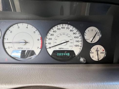 Used 2002 Jeep Grand Cherokee Limited AWD/4WD image 7