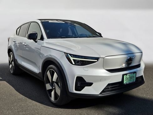 Certified 2023 Volvo C40 P8 Recharge Ultimate AWD/4WD image 7