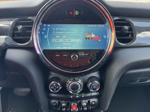 Used 2022 MINI Cooper Convertible image 12