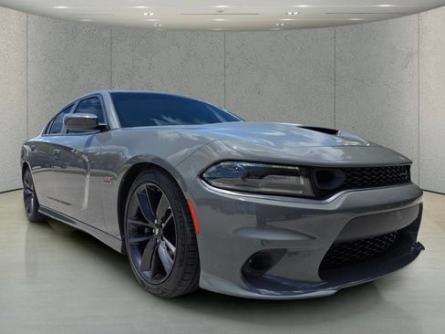 Used 2019 Dodge Charger Scat Pack w/ Plus Group RWD image 13