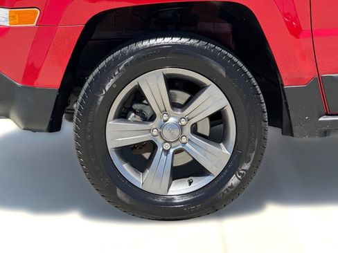 Used 2016 Jeep Patriot Sport FWD image 11