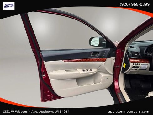 Used 2011 Subaru Outback 2.5i Limited w/ PWR Moonroof Pkg AWD/4WD image 28