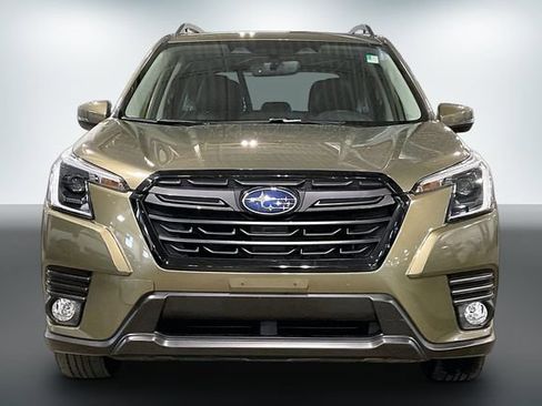 Used 2023 Subaru Forester Limited AWD/4WD image 2