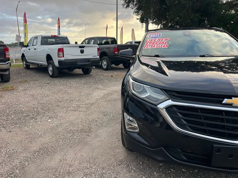 Used 2021 Chevrolet Equinox LT image 9