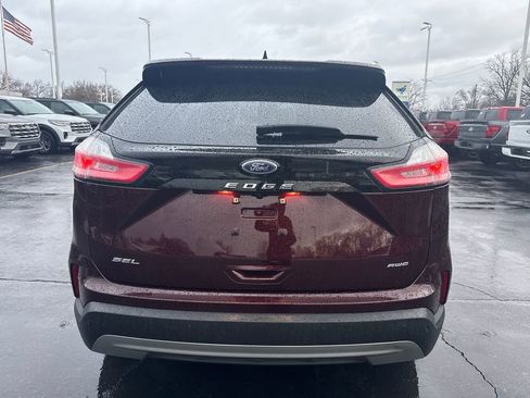 Used 2024 Ford Edge SEL w/ Convenience Package image 8