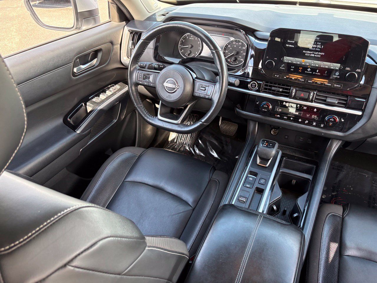 Certified 2022 Nissan Pathfinder SL w/ SL Premium Package FWD image 17