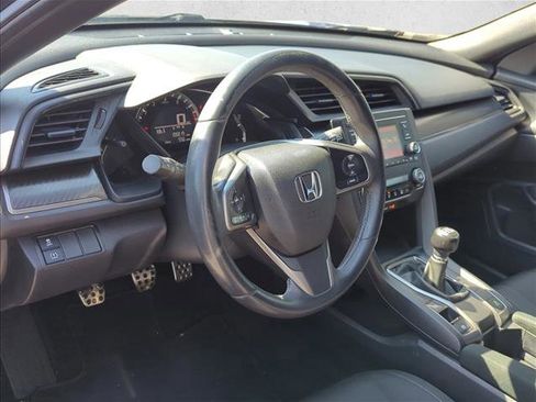 Used 2018 Honda Civic Sport image 9