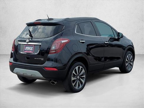 Used 2022 Buick Encore Preferred AWD/4WD image 6