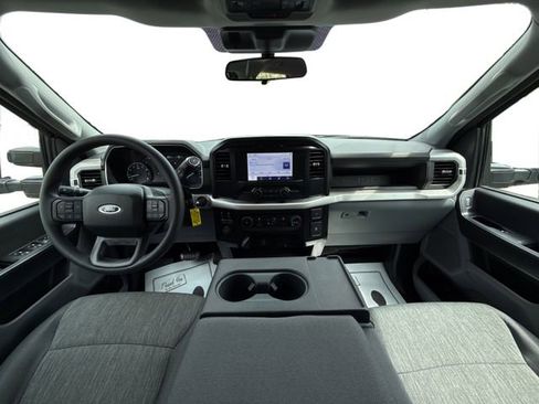 Used 2023 Ford F150 XL w/ Trailer Tow Package image 27