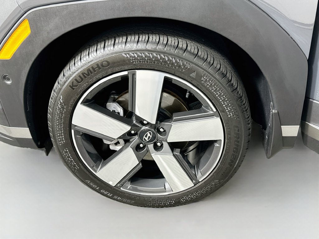 Certified 2026 Hyundai Santa Fe Limited FWD image 31