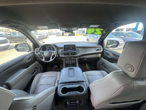 Used 2024 Chevrolet Suburban LT AWD/4WD image 18