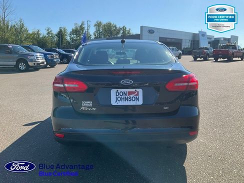 Used 2018 Ford Focus SE FWD image 21