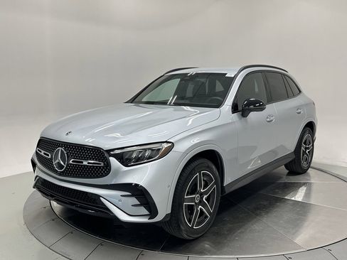 Certified 2024 Mercedes-Benz GLC 300 4MATIC image 3