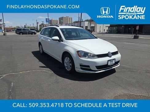 Used 2016 Volkswagen Golf S FWD image 7