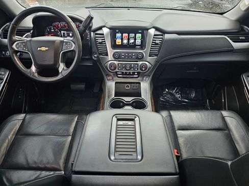 Used 2017 Chevrolet Tahoe LT w/ LT Signature Package image 9