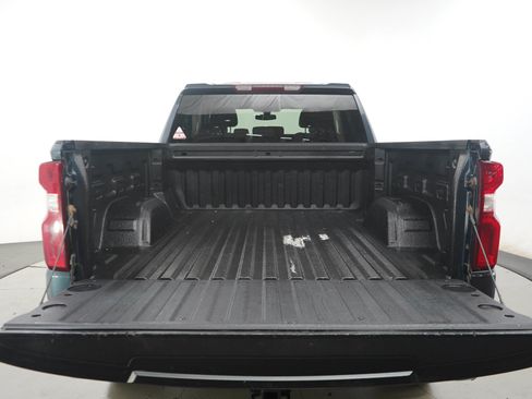 Used 2019 Chevrolet Silverado 1500 Custom Trail Boss AWD/4WD image 16
