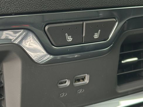 New 2026 GMC Sierra 1500 Denali AWD/4WD image 39