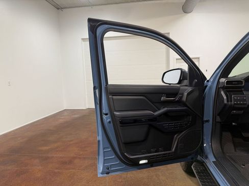 Used 2025 Toyota 4Runner Limited w/ Tow Technology Package image 57