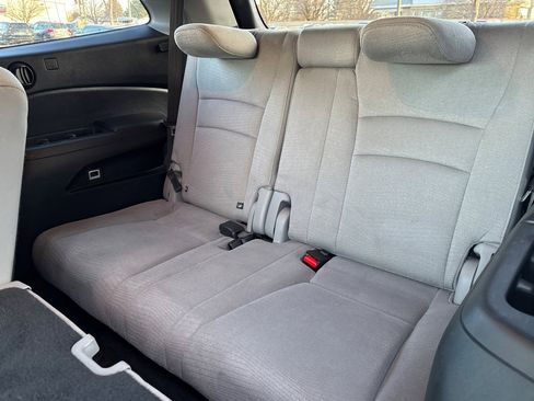 Used 2017 Honda Pilot EX image 15