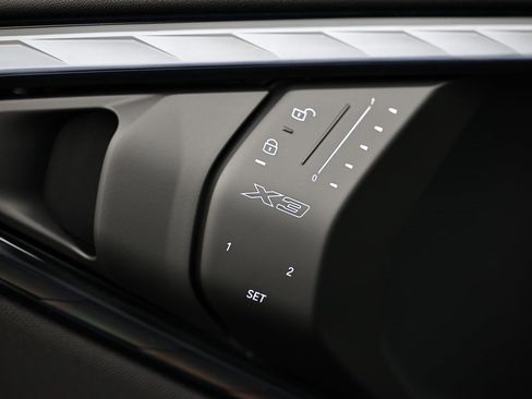 Used 2025 BMW X3 xDrive30i w/ Premium Package image 16