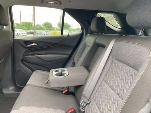 Used 2024 Chevrolet Equinox LT FWD image 10