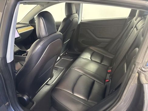 Used 2018 Tesla Model 3 Long Range image 13