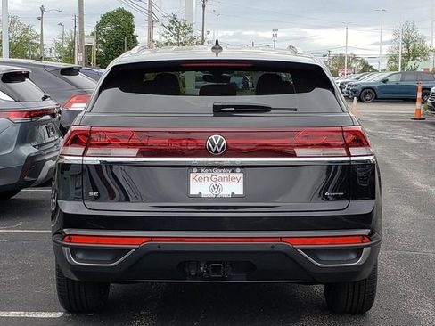 New 2026 Volkswagen Atlas Cross Sport SE AWD/4WD image 4