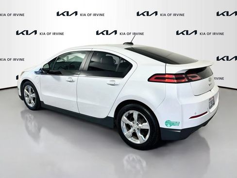 Used 2015 Chevrolet Volt Premium w/ Premium Trim Package FWD image 5