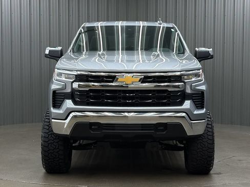 Used 2026 Chevrolet Silverado 1500 LT w/ Z71 Off-Road Package AWD/4WD image 8