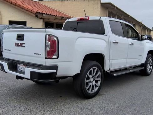 Used 2018 GMC Canyon Denali RWD image 9