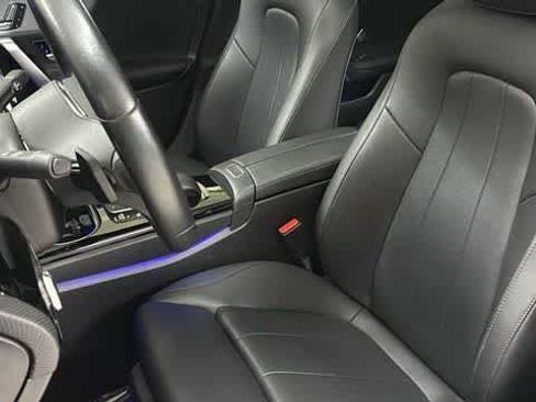 Used 2021 Mercedes-Benz CLA 250 image 25