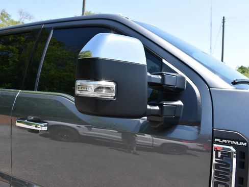 Used 2023 Ford F250 Platinum w/ Tremor Off-Road Package AWD/4WD image 44