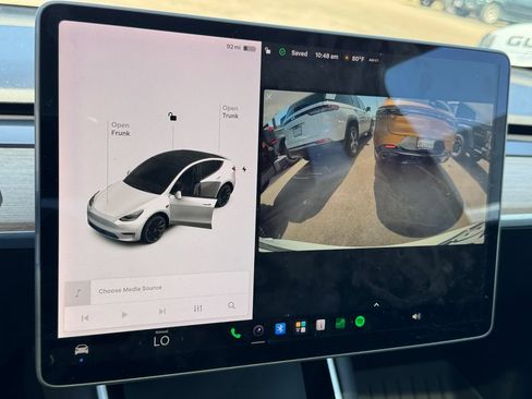 Used 2020 Tesla Model Y Long Range AWD/4WD image 24