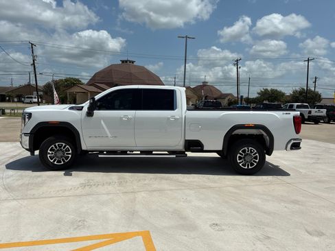 Used 2025 GMC Sierra 3500 SLE w/ SLE Convenience Package AWD/4WD image 4