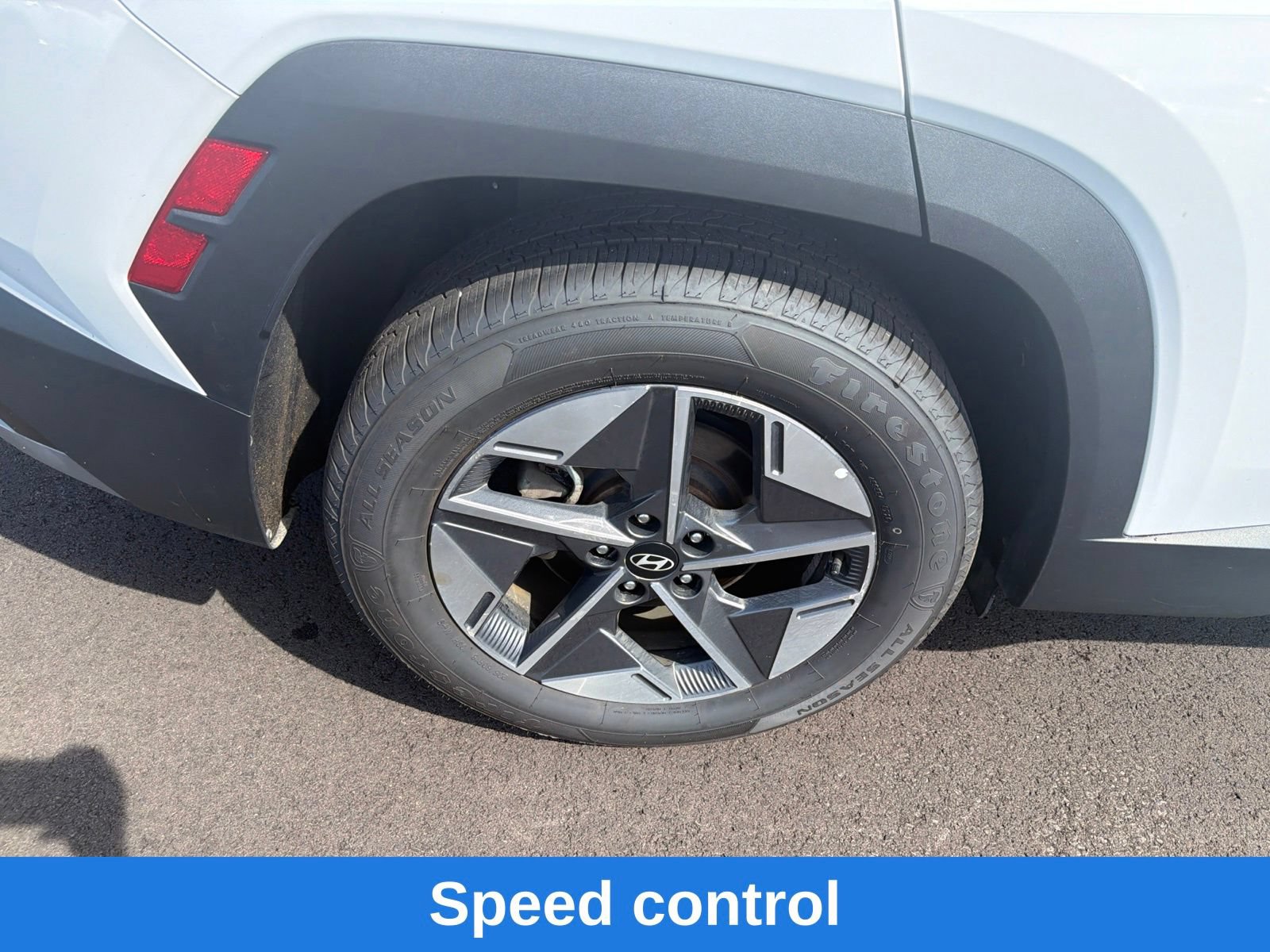 Used 2025 Hyundai Tucson SEL FWD image 27